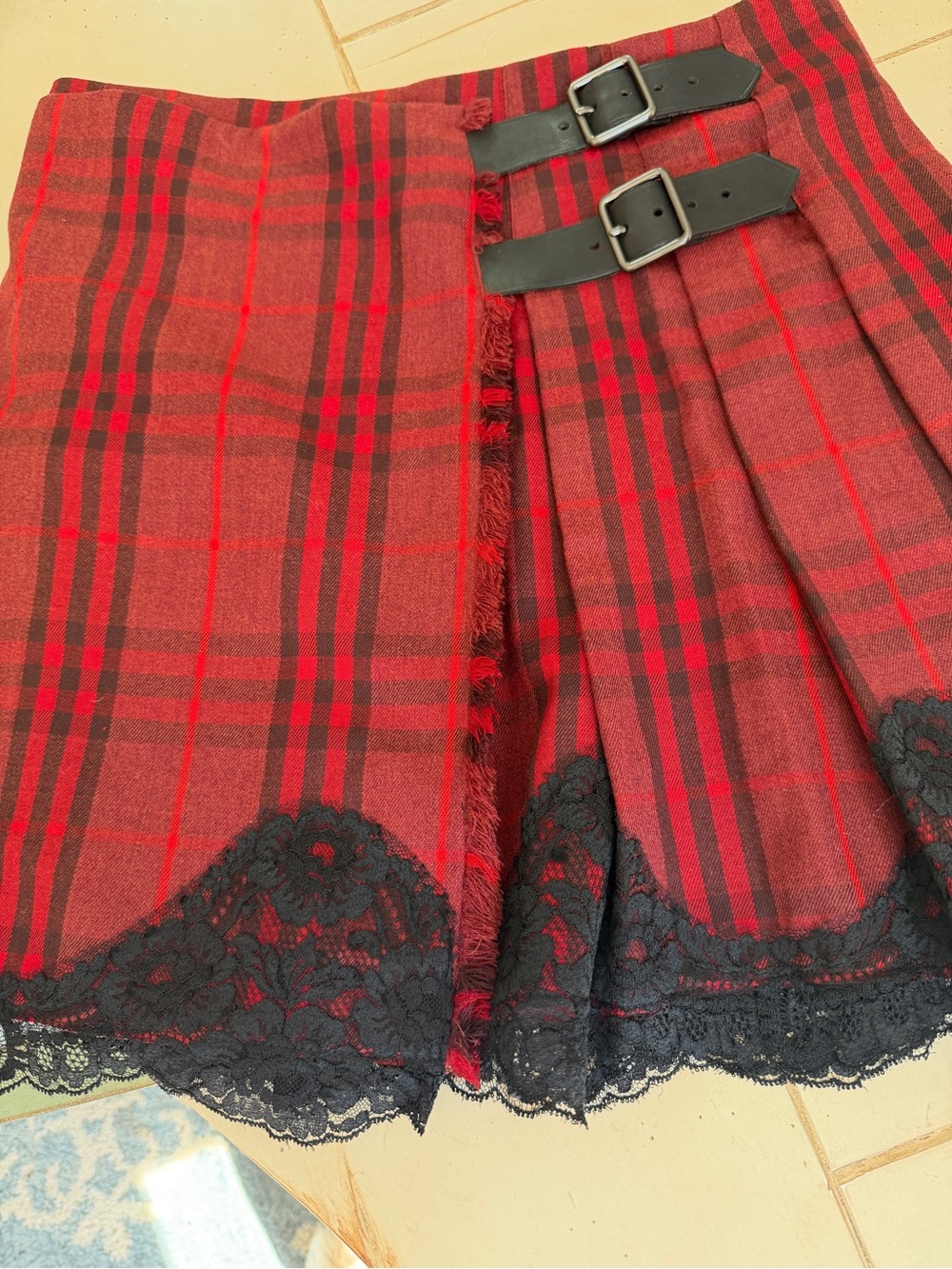 y2k vintage Burberry Pleated Nova Check Wool Mini Skirt Lace Trim